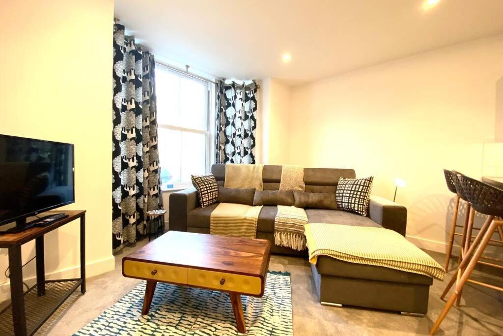 Stunning New Apartment Set In St Leonards On Sea Hollington  外观 照片